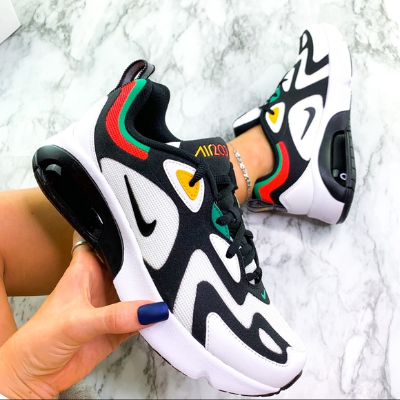 red and green air max